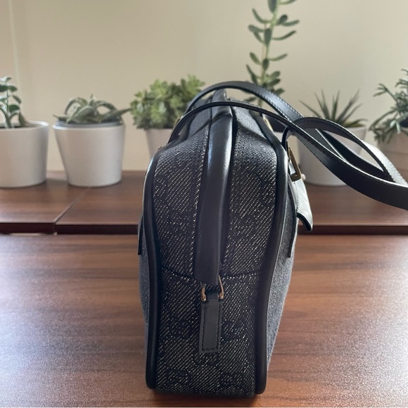 HOST PICK⭐️Authentic Gucci Shoulder Bag 🖤 New as 💖 - Picture 9 of 14